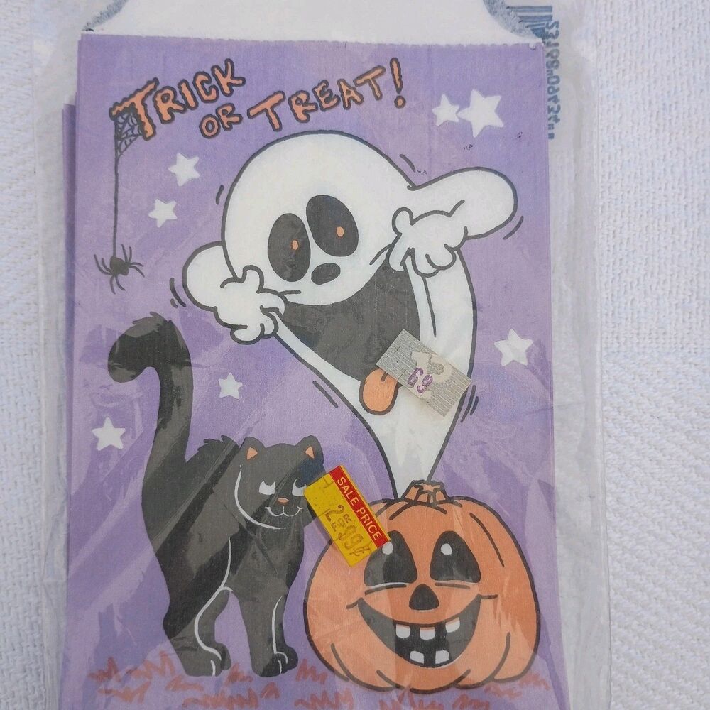 Vtg Fun World Halloween Paper Treat Bags, 40 ct, 6"x4", ghost, cat, pumpkin, USA